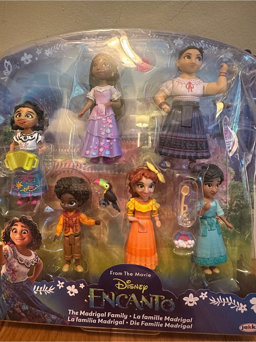 Encanto figurines
